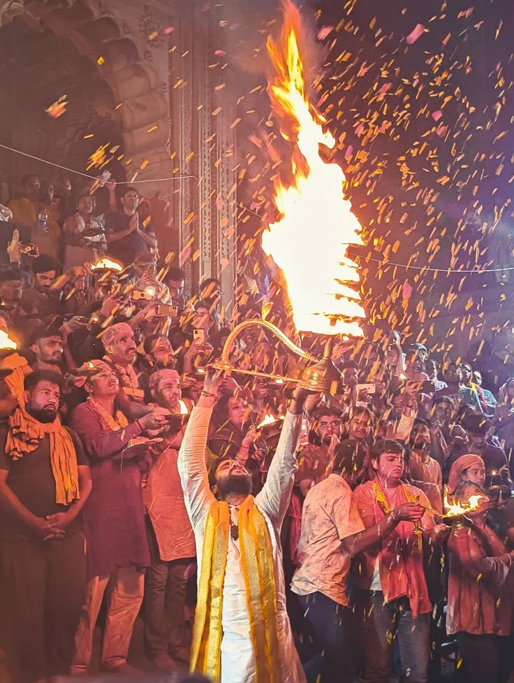 Yamuna aarti at dusk